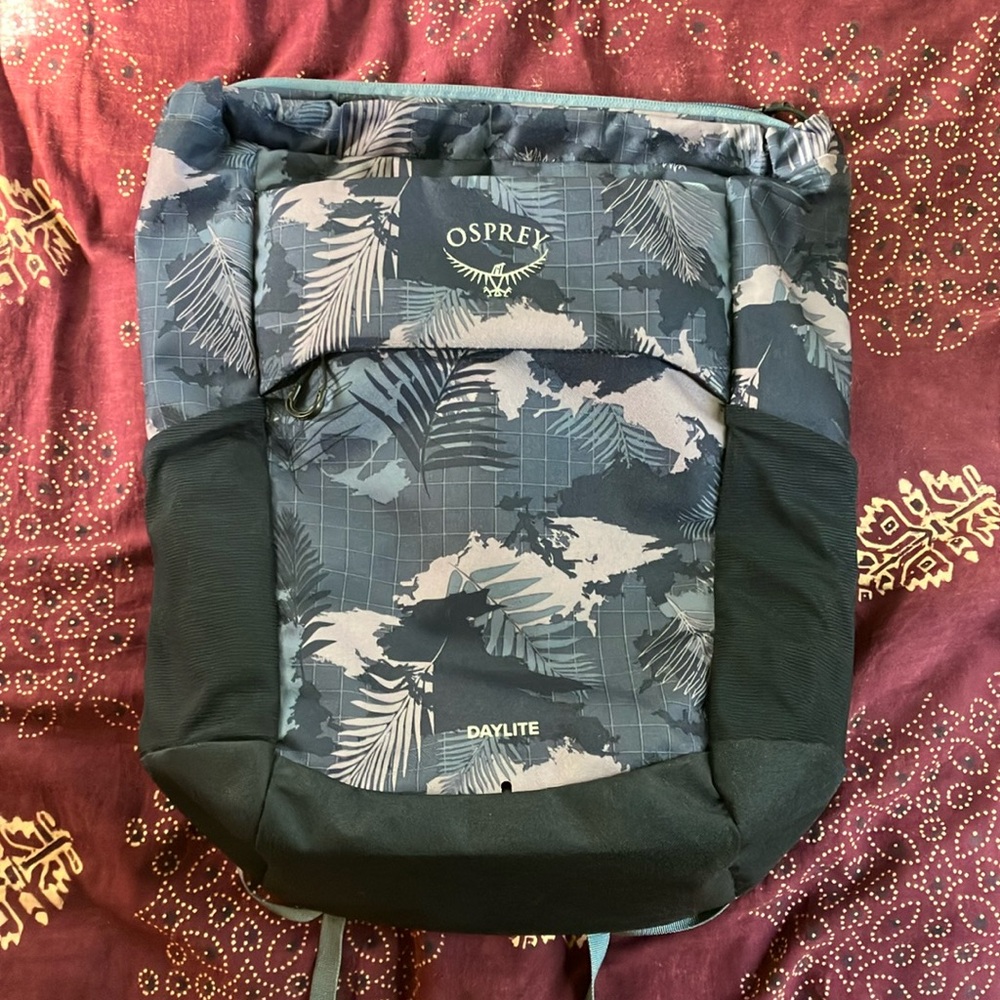Osprey Tote Daylite. Leafy blue/grey